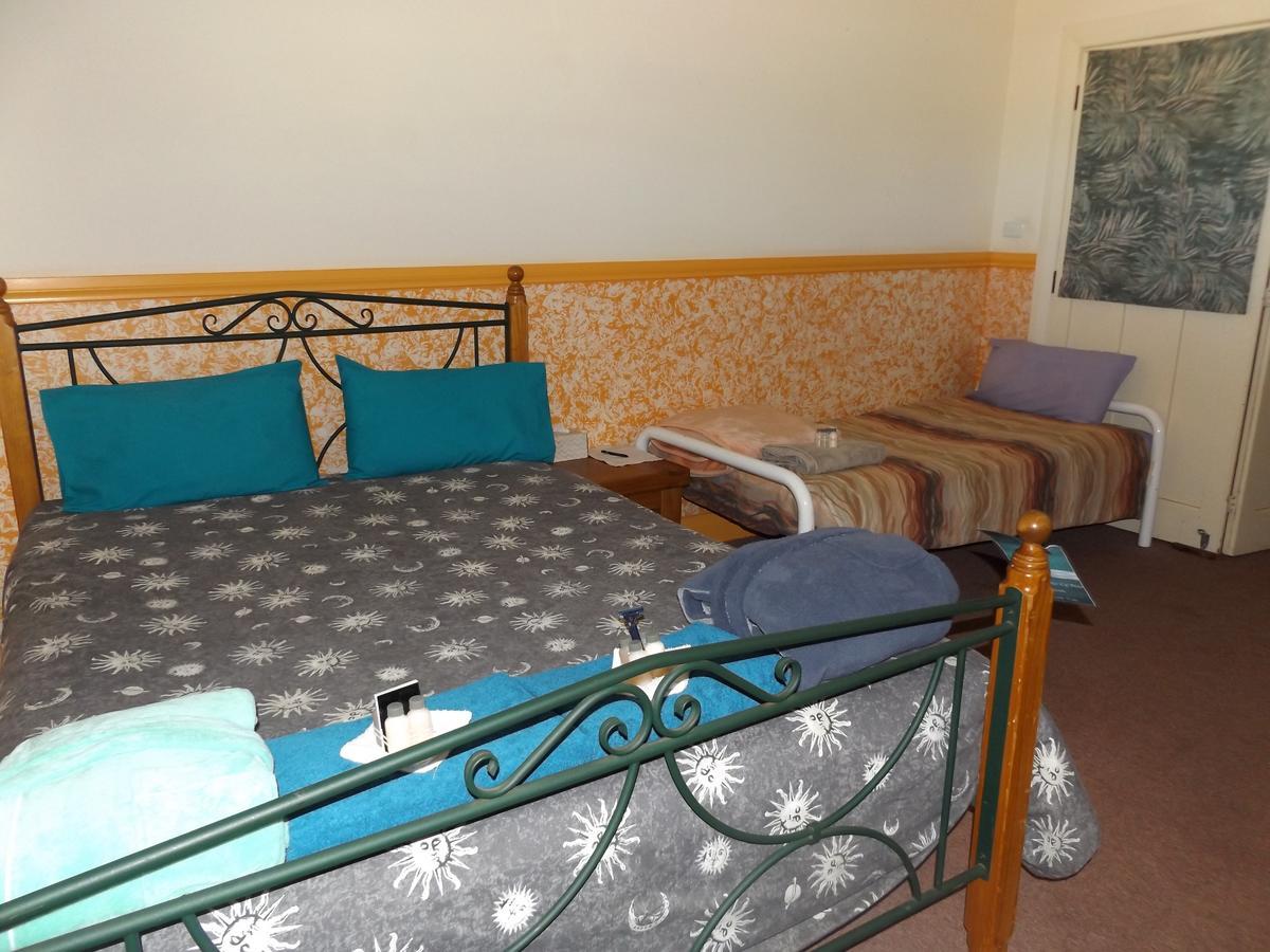 Queen Of The Murchison Guest House & Cafe Cue Eksteriør bilde